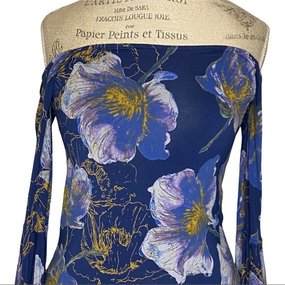 Free People Printed Birds Of Paradise Off The Shoulder Bell Sleeve Top Navy XS - Picture 6 of 12